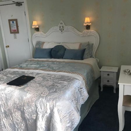 Norman Guest House With Free Parking Whitby Exterior photo
